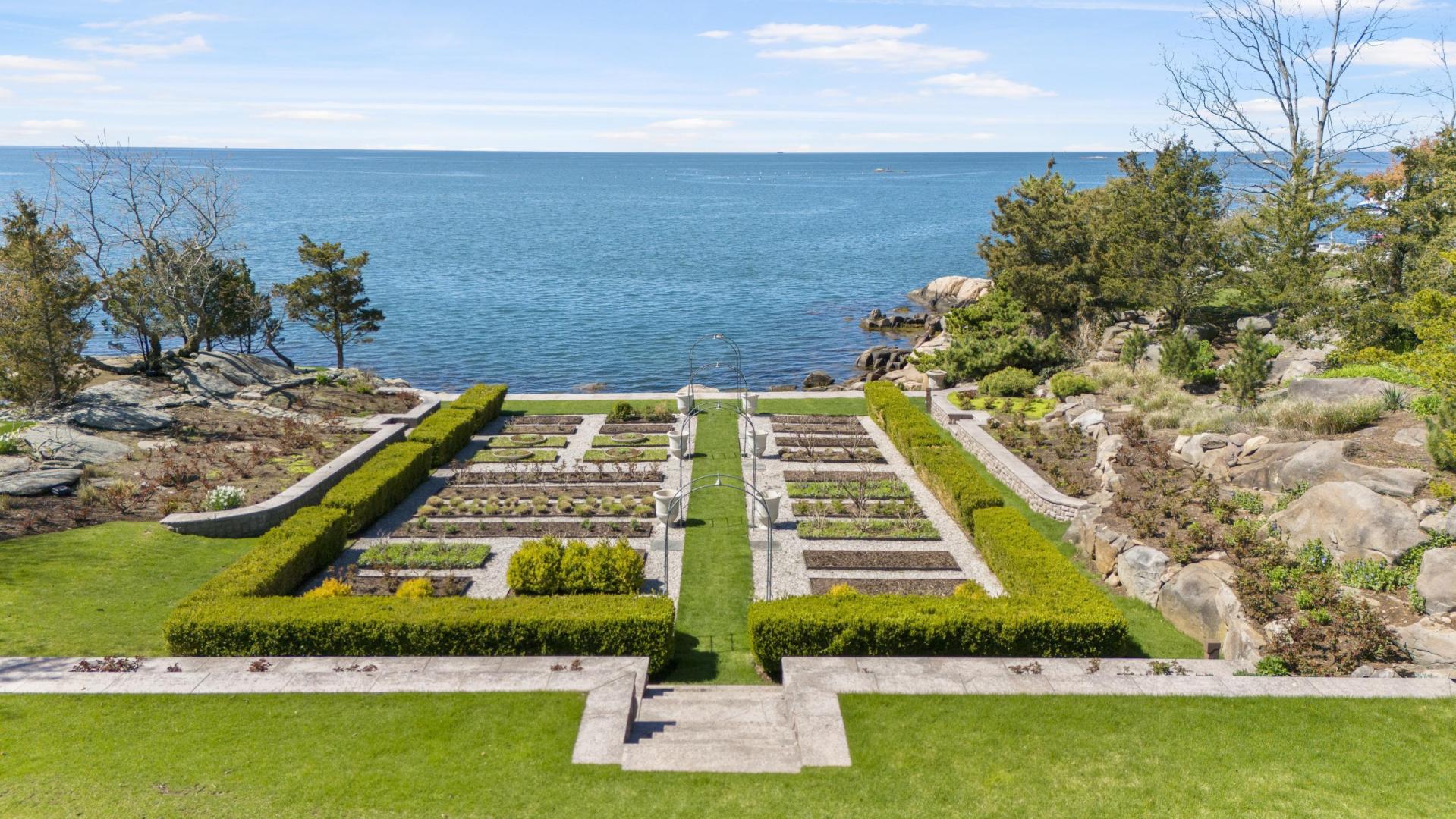 Rogers Island – Private island in Connecticut, United States